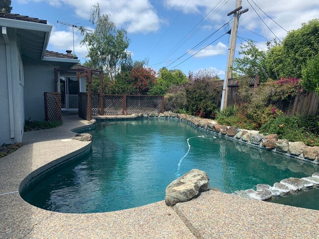 Building Photo - Saratoga Family Home with Pool & Prime Schools