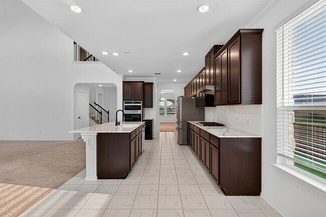 Building Photo - 4600 Ercolano Ln