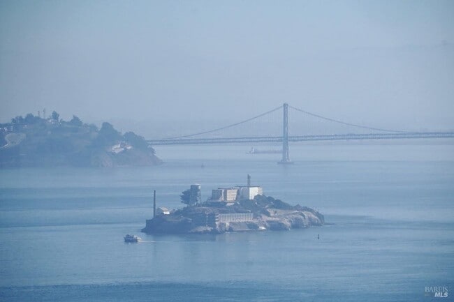 Building Photo - 119 Cloud View Rd