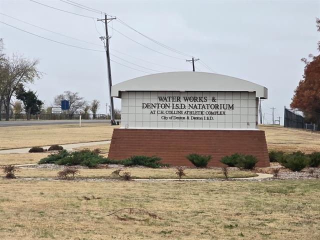 Building Photo - 1324 Stuarts Frst Dr