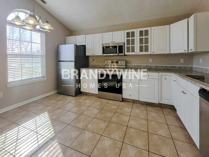 Building Photo - 460 Polk Manor Dr