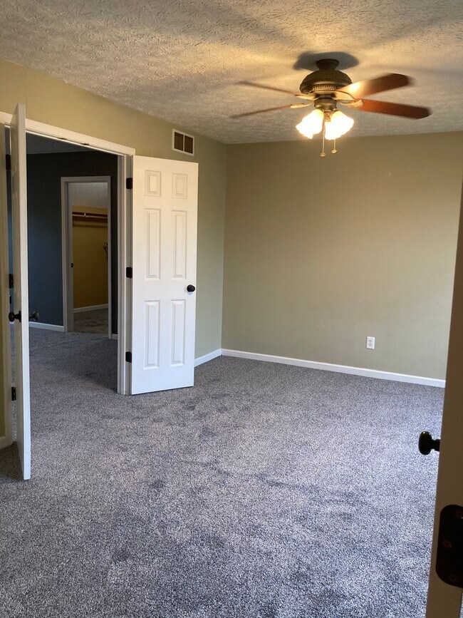 Building Photo - The Village at Pine Valley