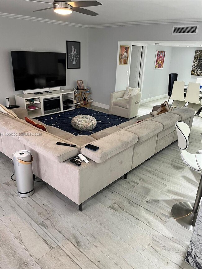 Building Photo - 300 Three Islands Boulevard