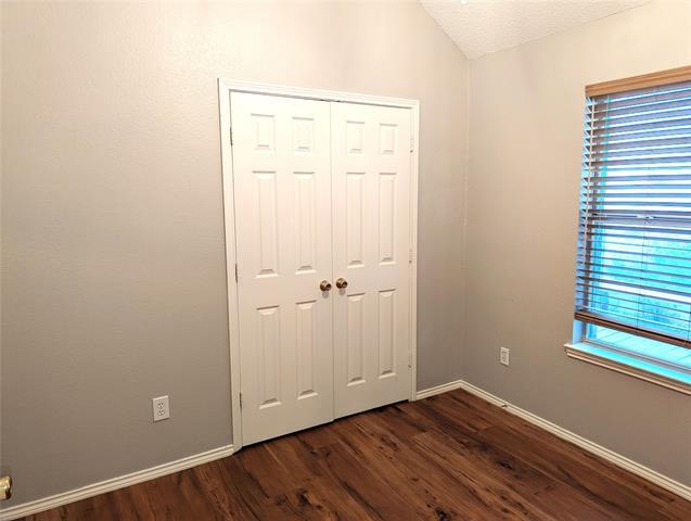 Building Photo - 528 Timber Way Dr