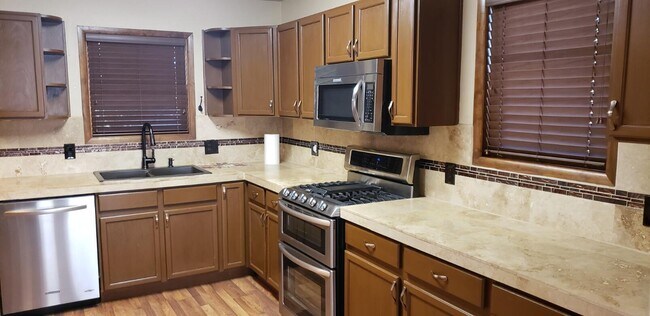 Building Photo - 4609 Driftwood Ave NW