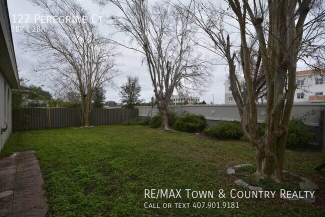 Building Photo - 122 Peregrine Ct