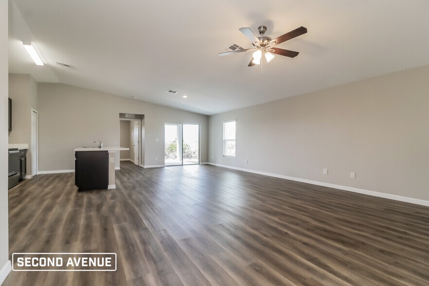 Building Photo - 13491 Jaeger Ave