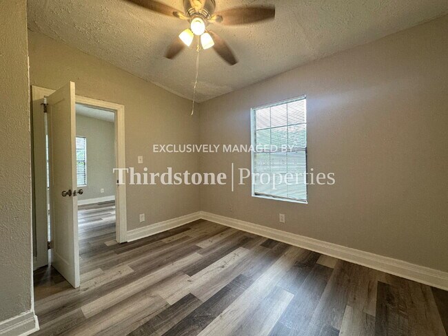Building Photo - 7827 Mattox Ave