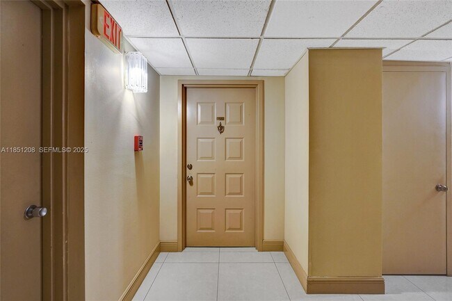 Building Photo - 1201 S Ocean Dr