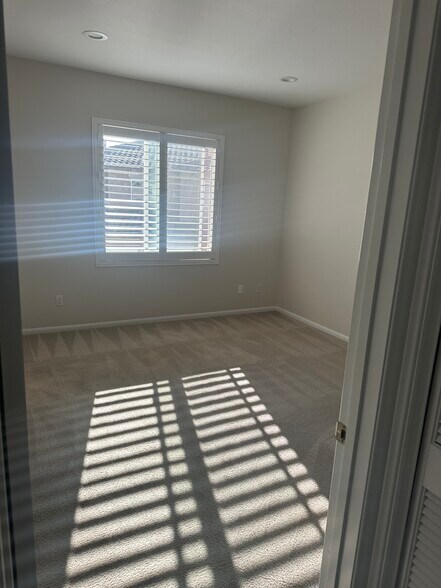 2nd bedroom - 6162 Citracado Cir