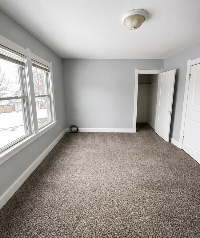 Building Photo - 3 Bed 1 Bath