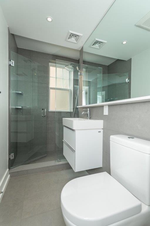 Building Photo - 294 Harvard St