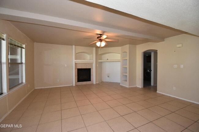 Building Photo - 10830 Elise St