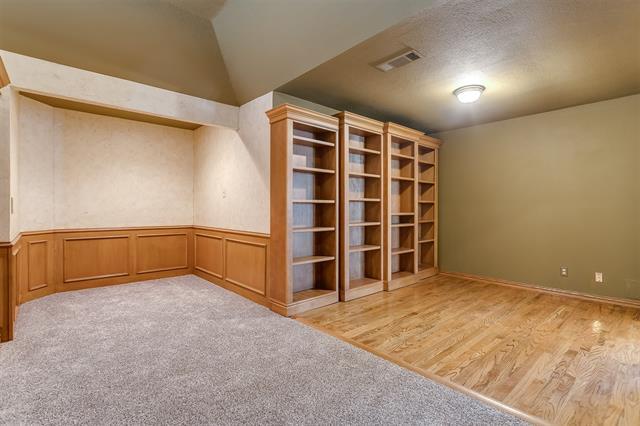 Building Photo - 208 Simmons Dr