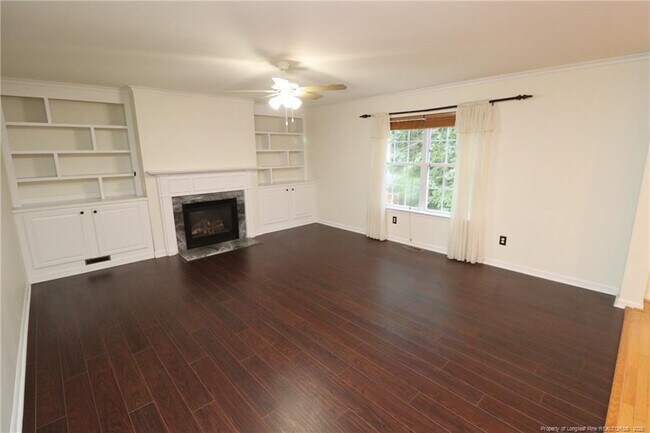 Building Photo - 2114 Frissell Ave