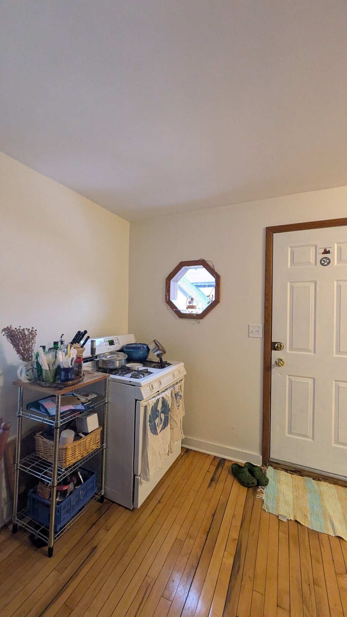 Building Photo - 2521 N Pierce St