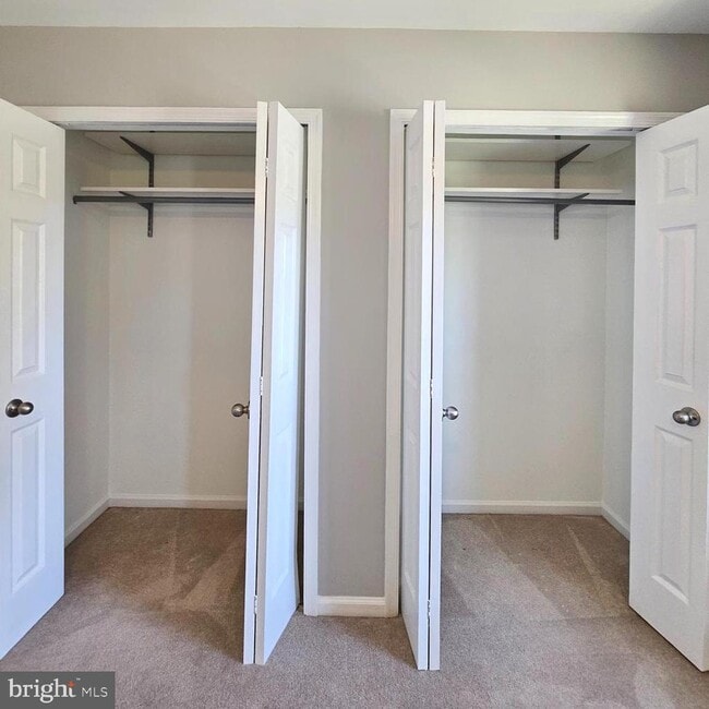 Building Photo - 7805 Sabre Ct