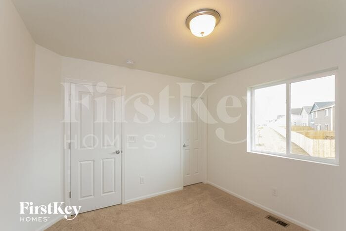 Building Photo - 10201 Luneth Dr