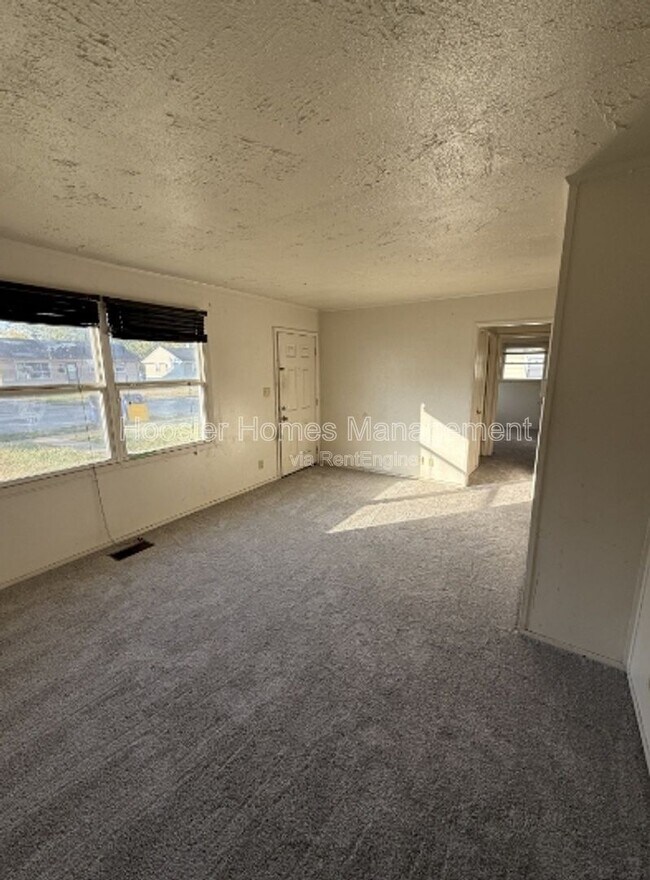 Building Photo - 7346 E 54th St