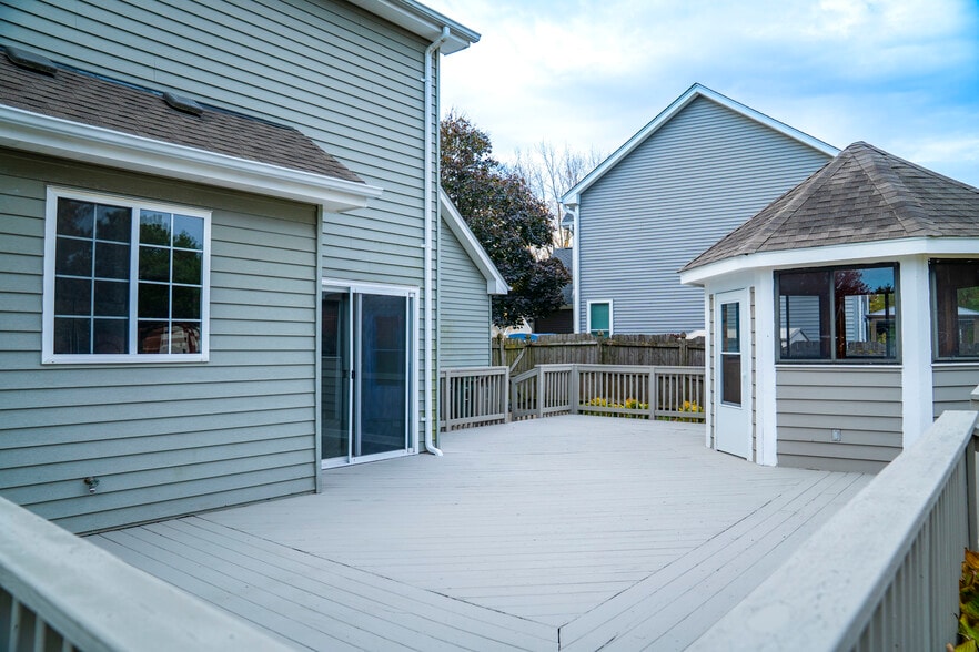 Building Photo - 1629 Silver Springs Ct