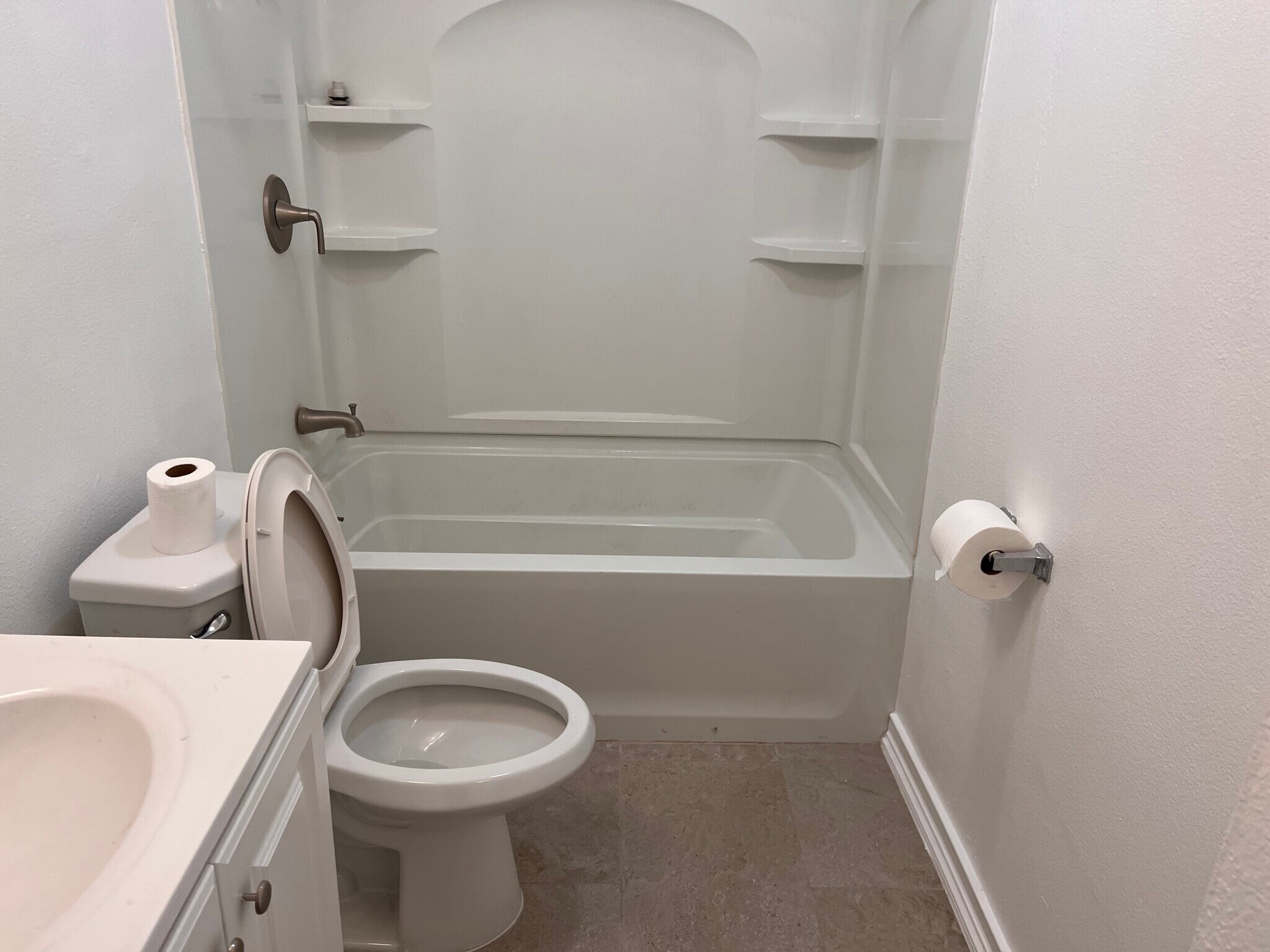 Building Photo - 754 48th St