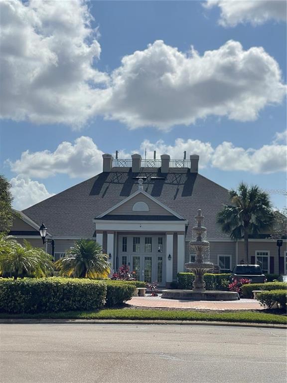 Building Photo - 4560 Yellowgold Rd E