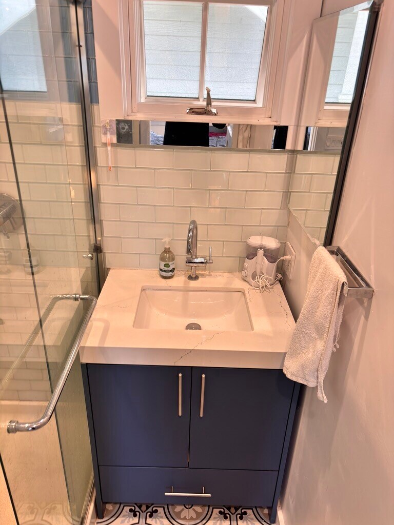 Building Photo - 238 Mather St