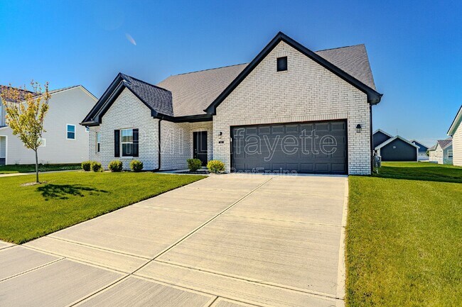 Building Photo - 641 W Bulrush Ct