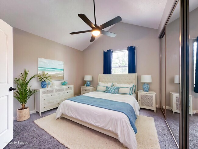 Building Photo - 3662 SW Sunset Trace Cir