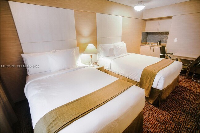 Building Photo - 4051 N Ocean Blvd