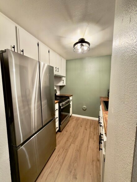 Building Photo - 7334 Quill Dr