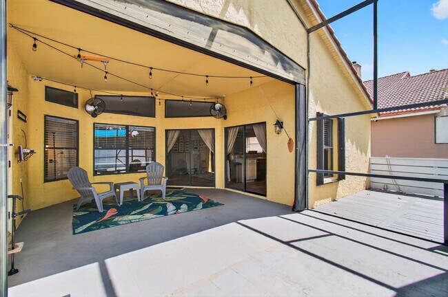 Building Photo - 10332 Islander Dr