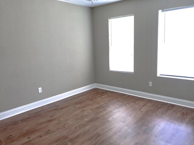 Building Photo - 108 Tuscany Trail