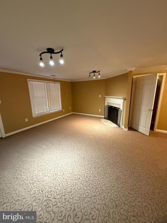 Building Photo - 4221 Devonwood Way