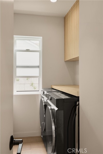 Building Photo - 13916 La Maida St