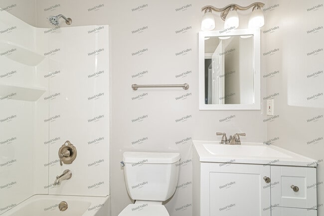 Building Photo - 5414 Butler Hill Estates Dr