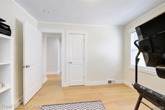 Building Photo - 8126 Dale St