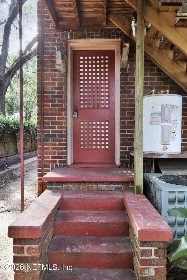 Building Photo - 3623 Hedrick St