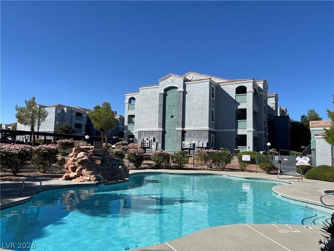 Building Photo - 6955 N Durango Dr