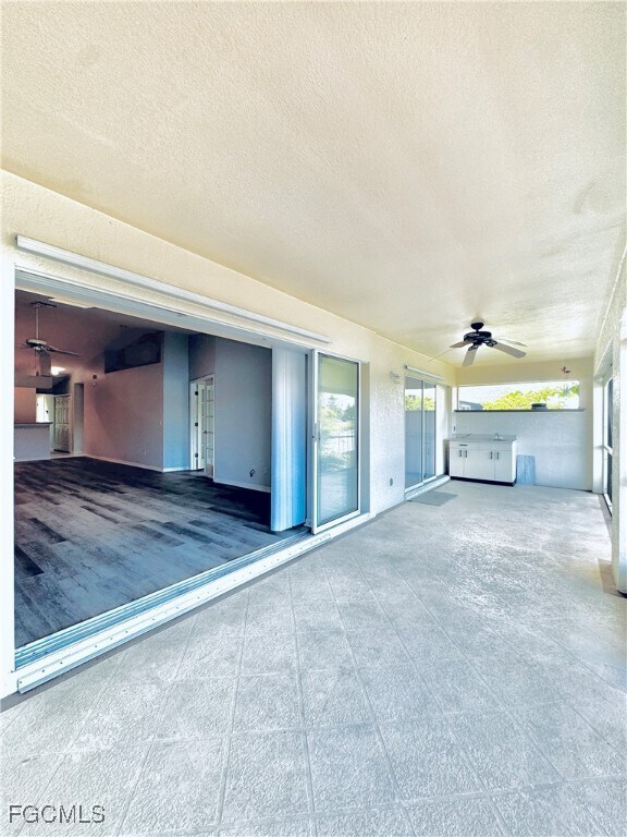 Building Photo - 1320 SE 6th Ave