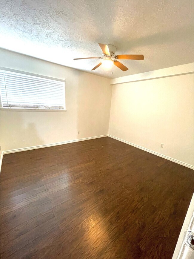 Building Photo - 3224 Timmons Ln