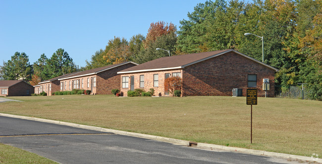 Building Photo - Marshall Apartments