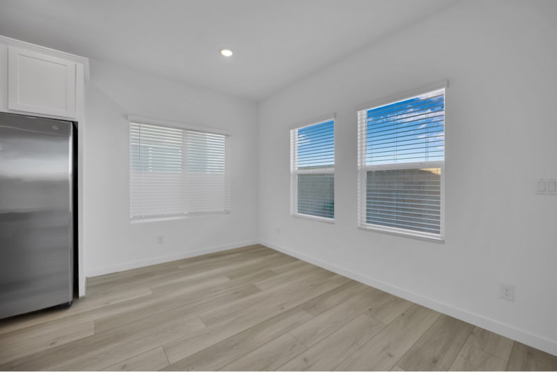 Building Photo - 4000 Richmar Butte Ave