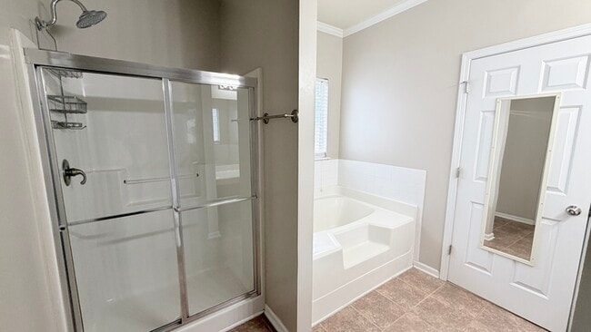 Building Photo - 765 Rockbass Rd