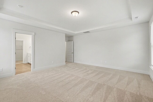 Building Photo - Beautiful New Construction Home - Move In Ready