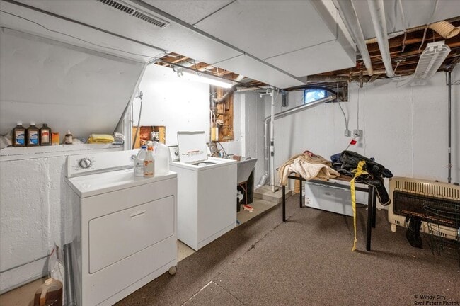 Building Photo - 3008 Blarney Stone Ln