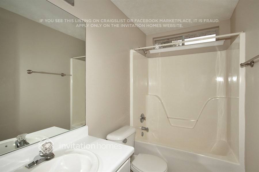 Building Photo - 60 Millcrest Dr