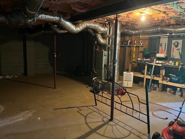 Building Photo - 276 Isle Of Pines Rd