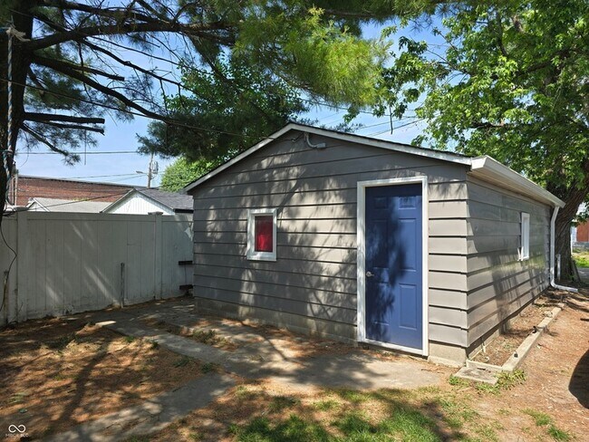 Building Photo - 2035 S Pennsylvania St