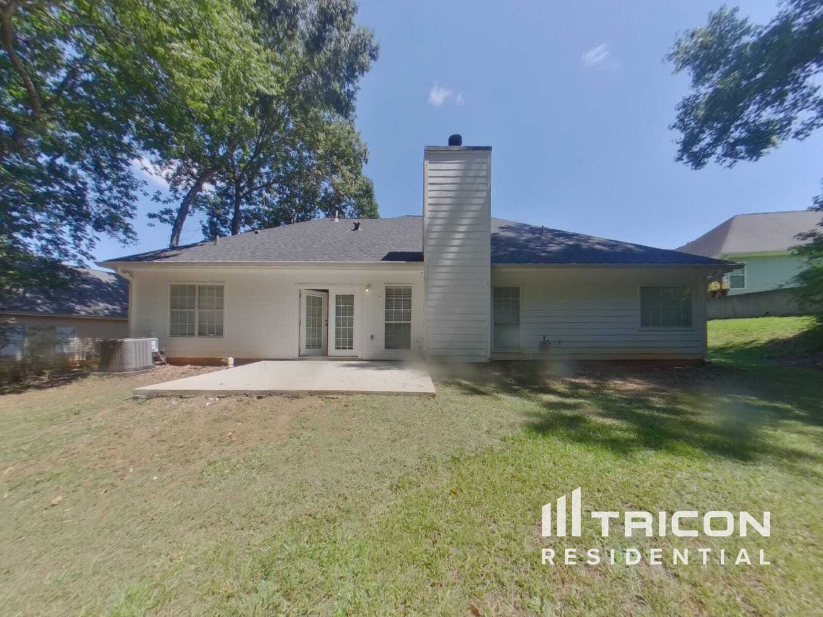 Building Photo - 325 Wisteria Blvd